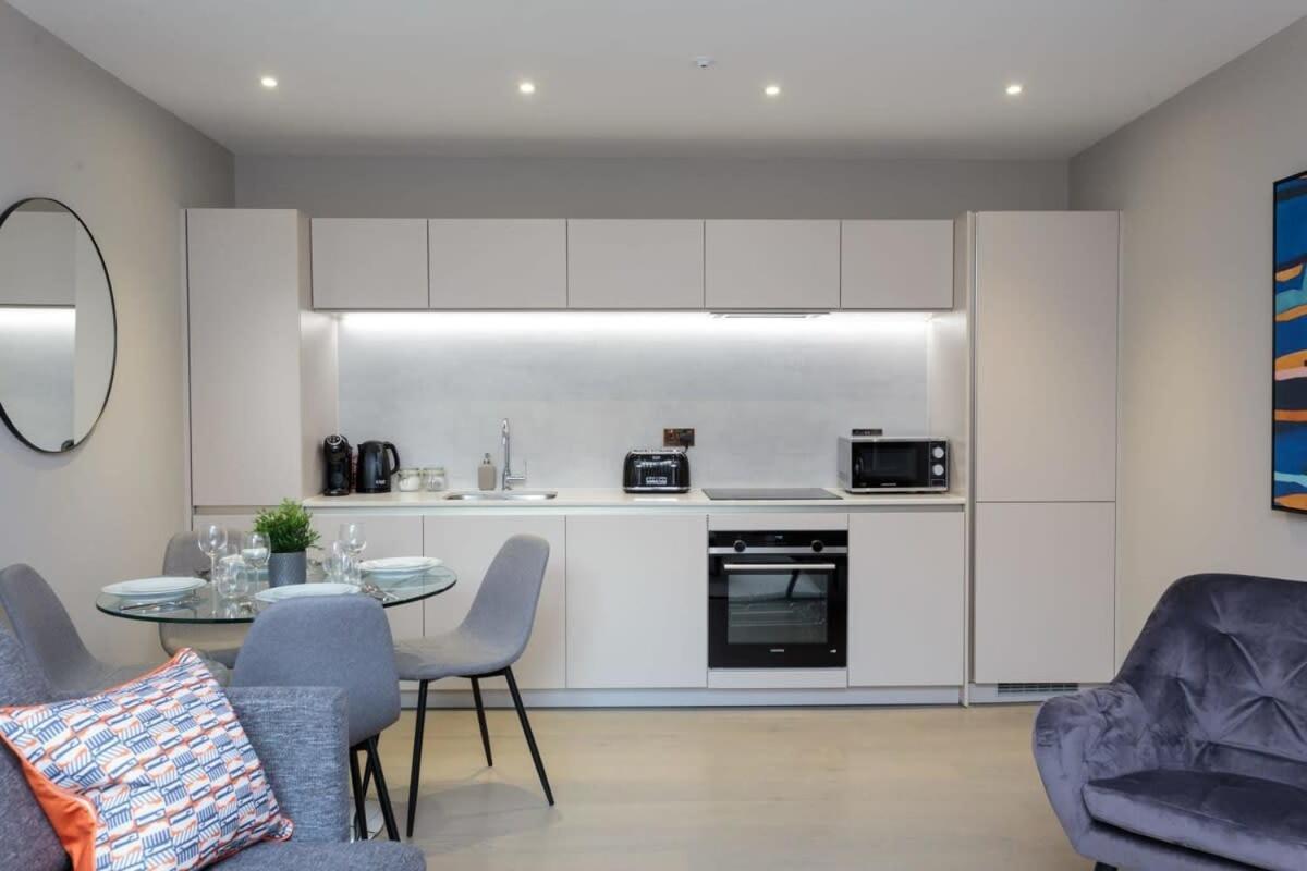 Dragon Suites - Edinburgh City Centre 2 Bed Apartment ภายนอก รูปภาพ